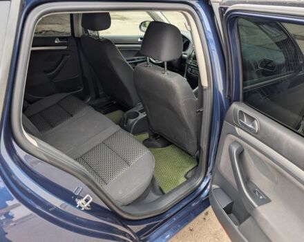 Синій Фольксваген Гольф, об'ємом двигуна 1.6 л та пробігом 294 тис. км за 8900 $, фото 10 на Automoto.ua