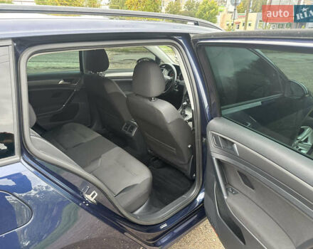 Синий Фольксваген Гольф, объемом двигателя 1.2 л и пробегом 225 тыс. км за 9999 $, фото 15 на Automoto.ua