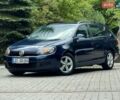 Синий Фольксваген Гольф, объемом двигателя 1.6 л и пробегом 216 тыс. км за 8250 $, фото 1 на Automoto.ua