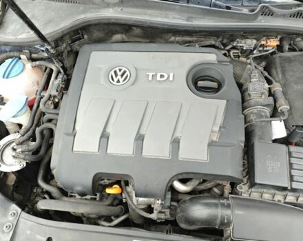 Синий Фольксваген Гольф, объемом двигателя 1.6 л и пробегом 247 тыс. км за 8700 $, фото 6 на Automoto.ua