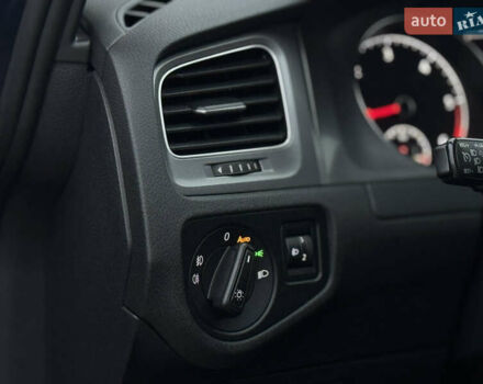 Синій Фольксваген Гольф, об'ємом двигуна 1.6 л та пробігом 283 тис. км за 11300 $, фото 31 на Automoto.ua