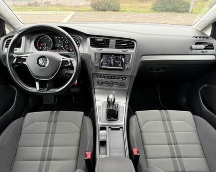 Синий Фольксваген Гольф, объемом двигателя 1.6 л и пробегом 283 тыс. км за 10950 $, фото 14 на Automoto.ua