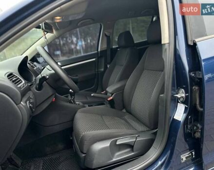 Синій Фольксваген Гольф, об'ємом двигуна 1.6 л та пробігом 368 тис. км за 6900 $, фото 23 на Automoto.ua