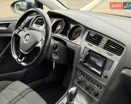 Синій Фольксваген Гольф, об'ємом двигуна 1.6 л та пробігом 283 тис. км за 10950 $, фото 24 на Automoto.ua