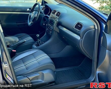 Синий Фольксваген Гольф, объемом двигателя 2 л и пробегом 210 тыс. км за 9400 $, фото 8 на Automoto.ua