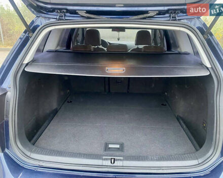 Синий Фольксваген Гольф, объемом двигателя 1.6 л и пробегом 250 тыс. км за 11500 $, фото 22 на Automoto.ua