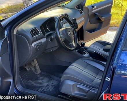 Синий Фольксваген Гольф, объемом двигателя 2 л и пробегом 210 тыс. км за 9400 $, фото 7 на Automoto.ua