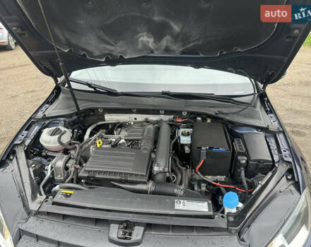 Синий Фольксваген Гольф, объемом двигателя 1.2 л и пробегом 225 тыс. км за 9999 $, фото 16 на Automoto.ua