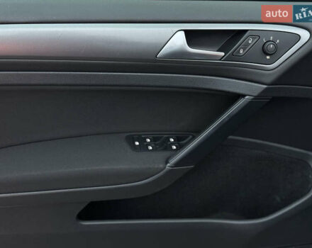 Синій Фольксваген Гольф, об'ємом двигуна 1.6 л та пробігом 283 тис. км за 11300 $, фото 30 на Automoto.ua