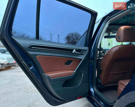 Синий Фольксваген Гольф, объемом двигателя 1.6 л и пробегом 251 тыс. км за 11490 $, фото 19 на Automoto.ua