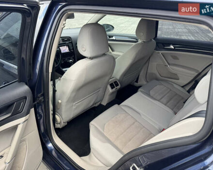 Синий Фольксваген Гольф, объемом двигателя 1.6 л и пробегом 280 тыс. км за 8999 $, фото 30 на Automoto.ua