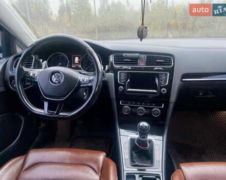 Синий Фольксваген Гольф, объемом двигателя 1.6 л и пробегом 250 тыс. км за 11500 $, фото 12 на Automoto.ua