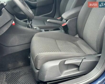 Синій Фольксваген Гольф, об'ємом двигуна 1.6 л та пробігом 368 тис. км за 6900 $, фото 16 на Automoto.ua