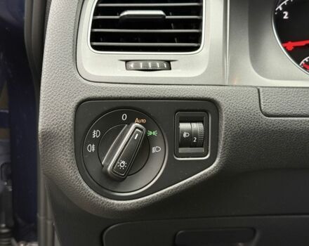 Синий Фольксваген Гольф, объемом двигателя 1.6 л и пробегом 283 тыс. км за 10950 $, фото 22 на Automoto.ua