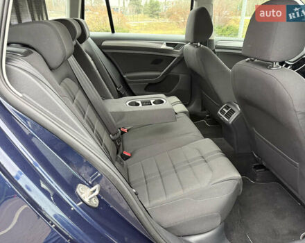 Синій Фольксваген Гольф, об'ємом двигуна 1.6 л та пробігом 283 тис. км за 10950 $, фото 42 на Automoto.ua