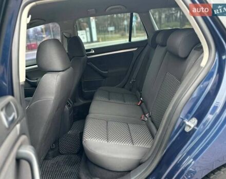 Синій Фольксваген Гольф, об'ємом двигуна 1.6 л та пробігом 368 тис. км за 6900 $, фото 20 на Automoto.ua