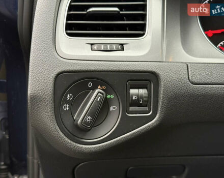 Синій Фольксваген Гольф, об'ємом двигуна 1.6 л та пробігом 283 тис. км за 10950 $, фото 35 на Automoto.ua