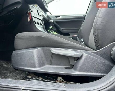 Синій Фольксваген Гольф, об'ємом двигуна 1.6 л та пробігом 252 тис. км за 9990 $, фото 19 на Automoto.ua