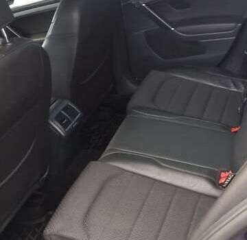 Синій Фольксваген Гольф, об'ємом двигуна 1.6 л та пробігом 260 тис. км за 9700 $, фото 5 на Automoto.ua