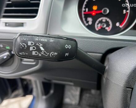 Синий Фольксваген Гольф, объемом двигателя 1.6 л и пробегом 252 тыс. км за 9990 $, фото 24 на Automoto.ua