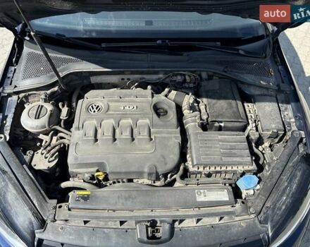 Синий Фольксваген Гольф, объемом двигателя 1.97 л и пробегом 289 тыс. км за 12500 $, фото 33 на Automoto.ua