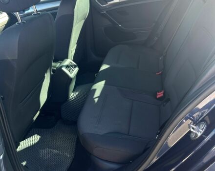 Фольксваген Гольф 2014 в Сторожинце на Automoto.ua Синий Фольксваген Гольф, объемом двигателя 1.6 л и пробегом 182 тыс. км за 11000 $, фото 7 на Automoto.ua