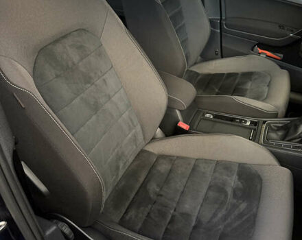 Синій Фольксваген Гольф, об'ємом двигуна 1.97 л та пробігом 241 тис. км за 11700 $, фото 5 на Automoto.ua