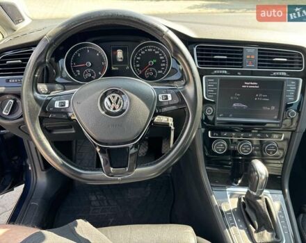 Синий Фольксваген Гольф, объемом двигателя 1.97 л и пробегом 289 тыс. км за 12500 $, фото 14 на Automoto.ua