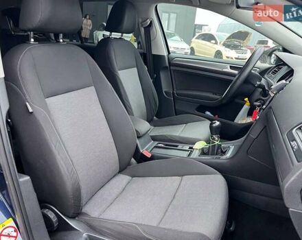 Синій Фольксваген Гольф, об'ємом двигуна 1.6 л та пробігом 252 тис. км за 9990 $, фото 37 на Automoto.ua