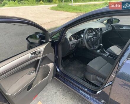 Синий Фольксваген Гольф, объемом двигателя 1.6 л и пробегом 346 тыс. км за 9900 $, фото 8 на Automoto.ua