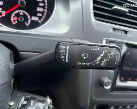 Синий Фольксваген Гольф, объемом двигателя 1.6 л и пробегом 252 тыс. км за 9990 $, фото 23 на Automoto.ua