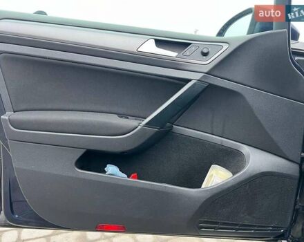 Синій Фольксваген Гольф, об'ємом двигуна 1.6 л та пробігом 252 тис. км за 9990 $, фото 14 на Automoto.ua