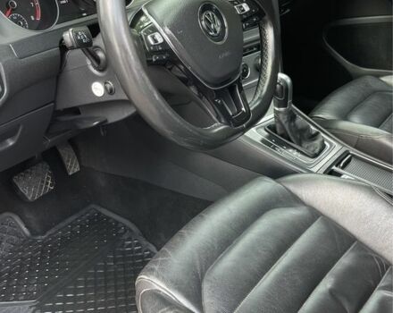 Синий Фольксваген Гольф, объемом двигателя 1.4 л и пробегом 241 тыс. км за 8800 $, фото 6 на Automoto.ua