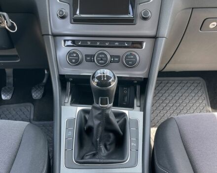 Синий Фольксваген Гольф, объемом двигателя 1.6 л и пробегом 182 тыс. км за 11500 $, фото 16 на Automoto.ua