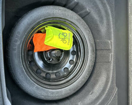 Синий Фольксваген Гольф, объемом двигателя 1.6 л и пробегом 320 тыс. км за 9500 $, фото 15 на Automoto.ua