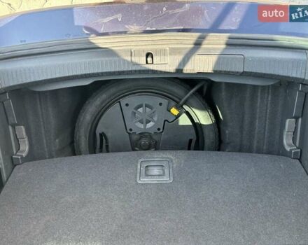 Синий Фольксваген Гольф, объемом двигателя 1.97 л и пробегом 289 тыс. км за 12500 $, фото 25 на Automoto.ua