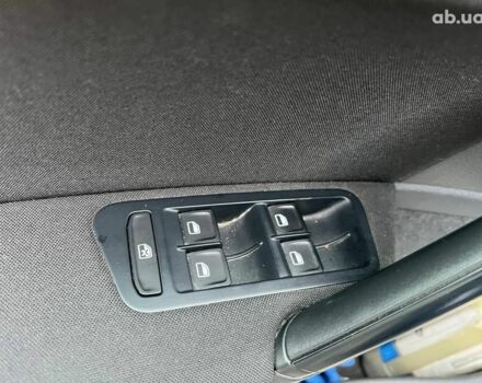 Синий Фольксваген Гольф, объемом двигателя 1.6 л и пробегом 252 тыс. км за 9990 $, фото 15 на Automoto.ua