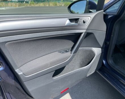 Синий Фольксваген Гольф, объемом двигателя 1.6 л и пробегом 182 тыс. км за 11500 $, фото 12 на Automoto.ua