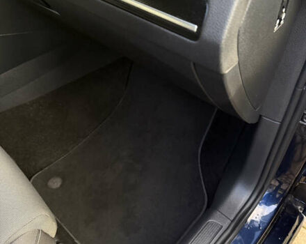 Синій Фольксваген Гольф, об'ємом двигуна 1.97 л та пробігом 241 тис. км за 11700 $, фото 3 на Automoto.ua