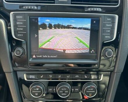 Синий Фольксваген Гольф, объемом двигателя 1.97 л и пробегом 289 тыс. км за 12500 $, фото 15 на Automoto.ua