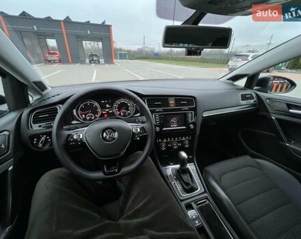 Синий Фольксваген Гольф, объемом двигателя 1.97 л и пробегом 244 тыс. км за 13000 $, фото 8 на Automoto.ua