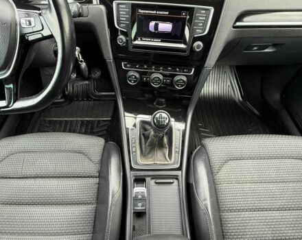 Синий Фольксваген Гольф, объемом двигателя 2 л и пробегом 205 тыс. км за 11200 $, фото 23 на Automoto.ua