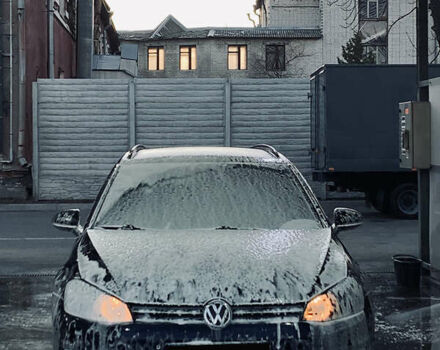 Синій Фольксваген Гольф, об'ємом двигуна 1.6 л та пробігом 255 тис. км за 9999 $, фото 1 на Automoto.ua