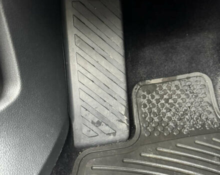 Синий Фольксваген Гольф, объемом двигателя 1.97 л и пробегом 145 тыс. км за 15000 $, фото 18 на Automoto.ua