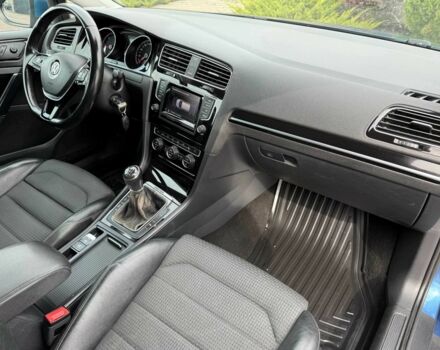 Синий Фольксваген Гольф, объемом двигателя 2 л и пробегом 205 тыс. км за 11200 $, фото 16 на Automoto.ua