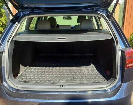 Синий Фольксваген Гольф, объемом двигателя 1.97 л и пробегом 110 тыс. км за 14300 $, фото 1 на Automoto.ua