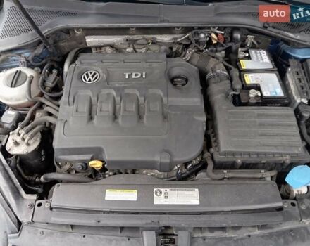 Синий Фольксваген Гольф, объемом двигателя 1.97 л и пробегом 228 тыс. км за 10250 $, фото 31 на Automoto.ua