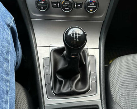 Синий Фольксваген Гольф, объемом двигателя 1.6 л и пробегом 277 тыс. км за 9400 $, фото 27 на Automoto.ua