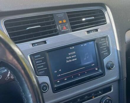 Синий Фольксваген Гольф, объемом двигателя 1.4 л и пробегом 248 тыс. км за 8900 $, фото 10 на Automoto.ua