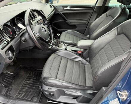 Синий Фольксваген Гольф, объемом двигателя 2 л и пробегом 205 тыс. км за 11200 $, фото 11 на Automoto.ua